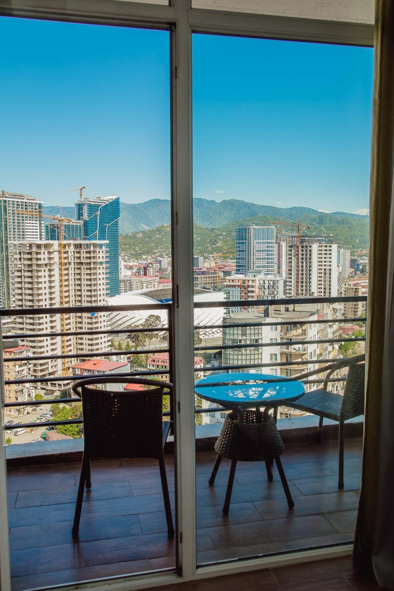 Happy Apartment Batumi