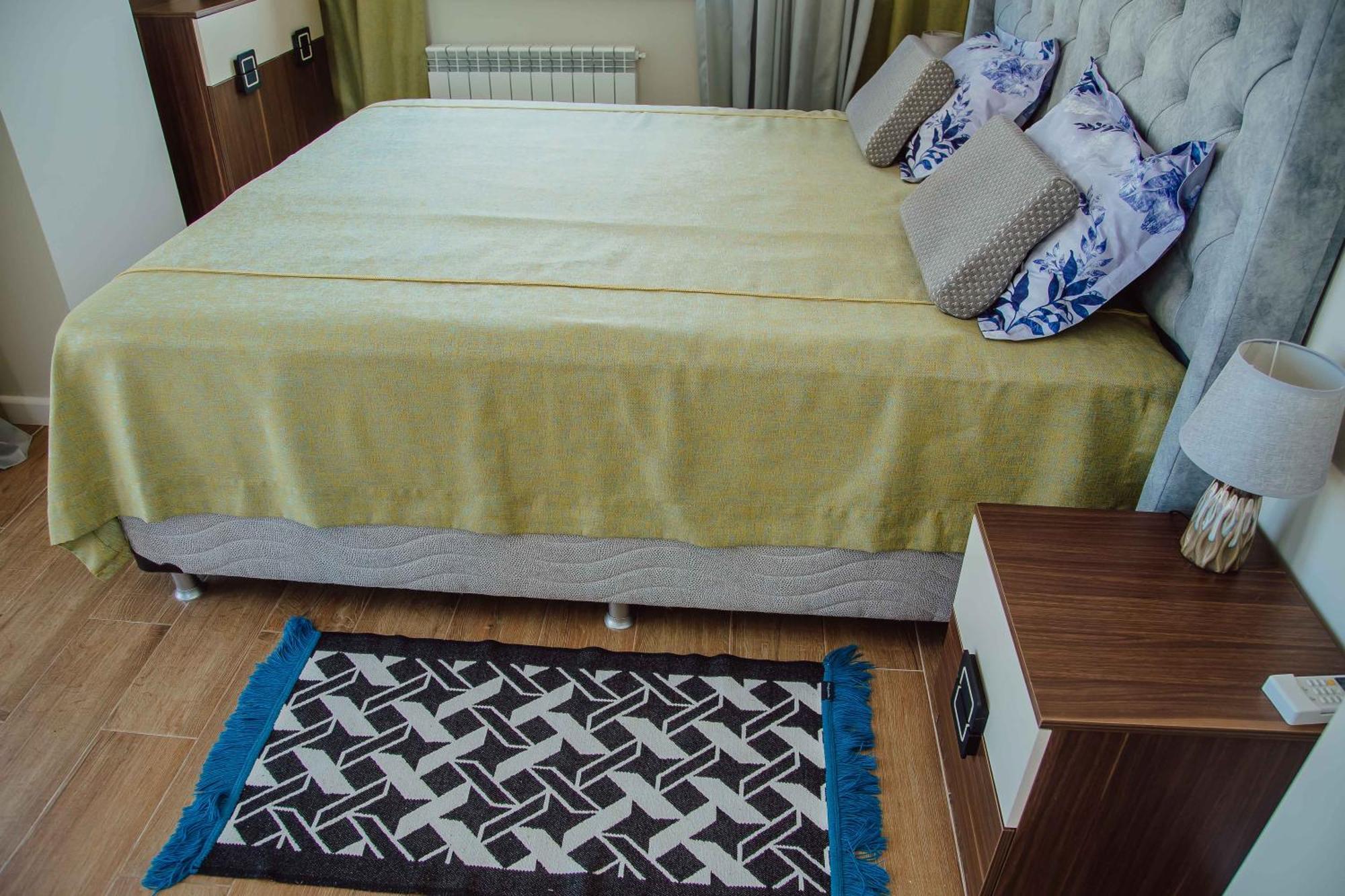 Apartment Happy
